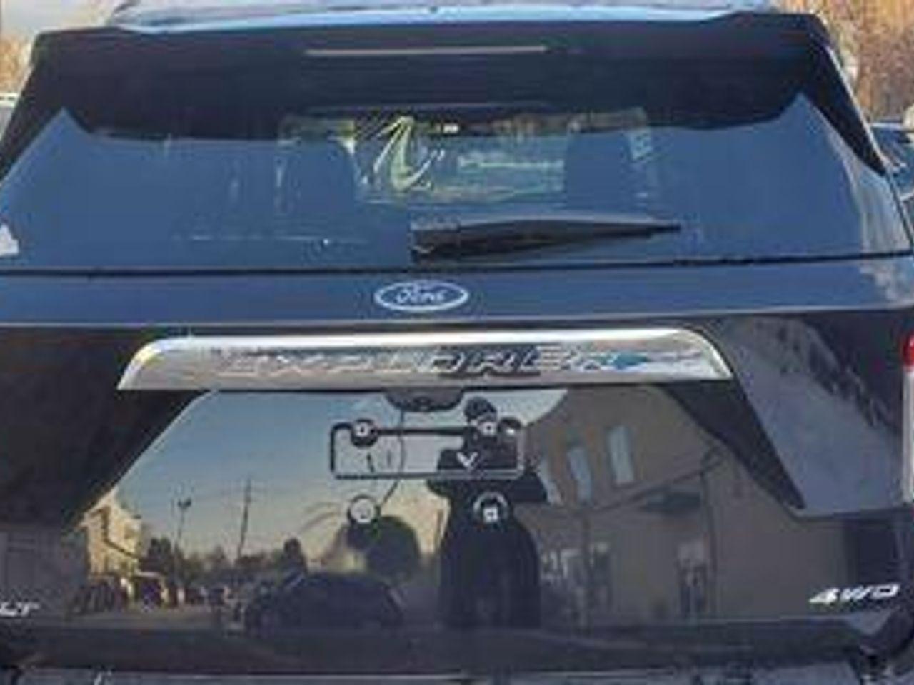 2021 Ford Explorer XLT-2