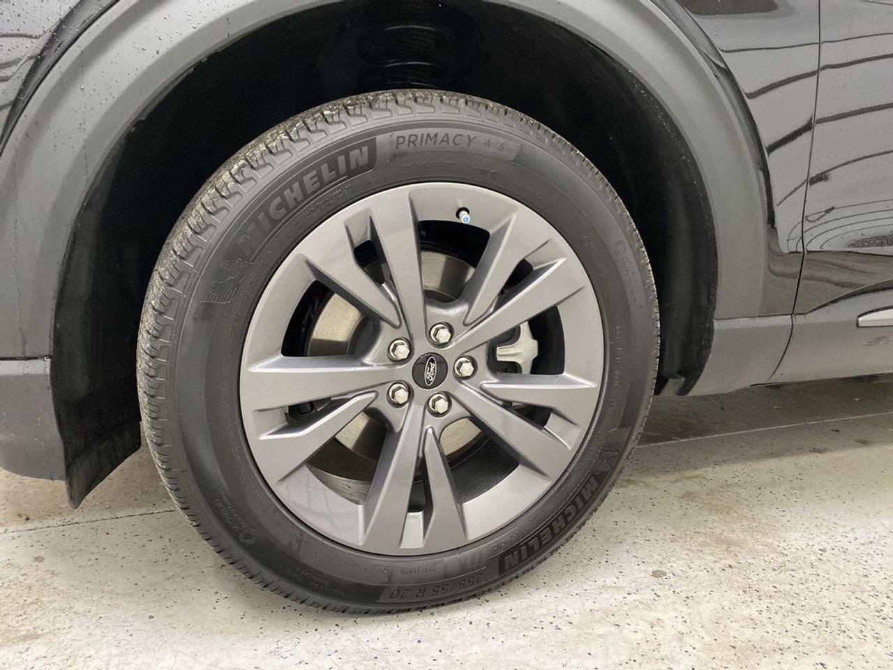 2021 Ford Explorer XLT-2