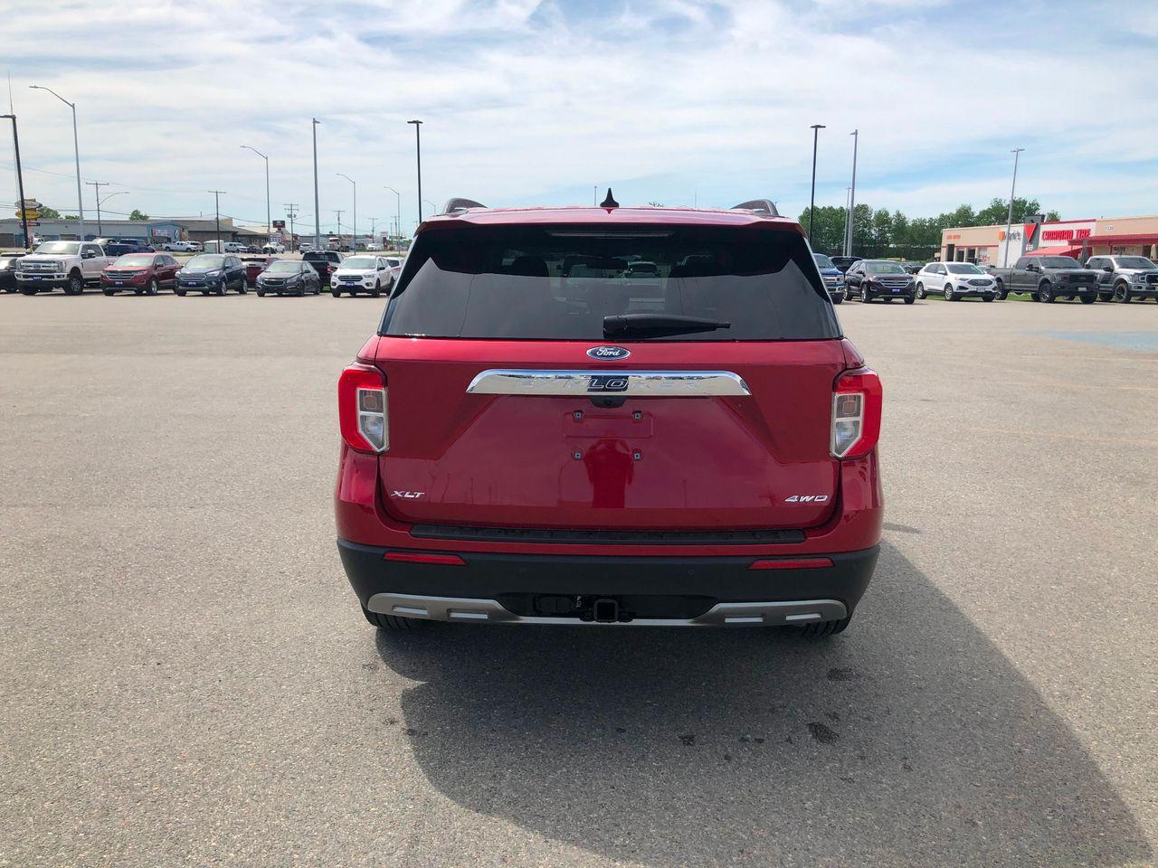 2021 Ford Explorer XLT-2