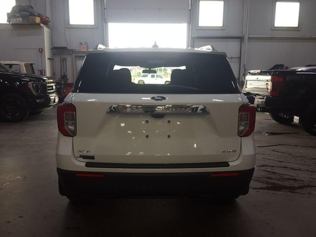 2021 Ford Explorer XLT-2