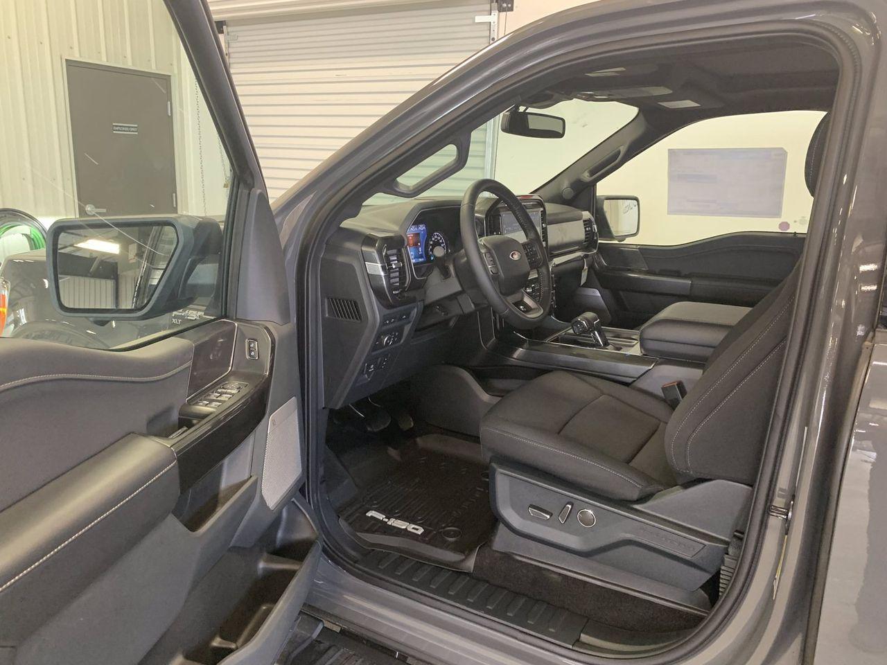 2021 Ford F-150 XLT Sport-3