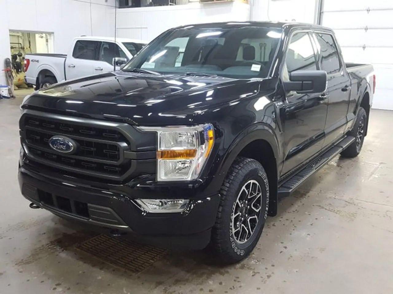 2021 Ford F-150 XLT-0