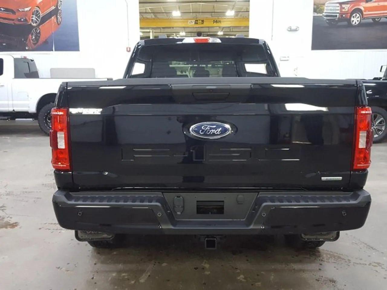 2021 Ford F-150 XLT-2