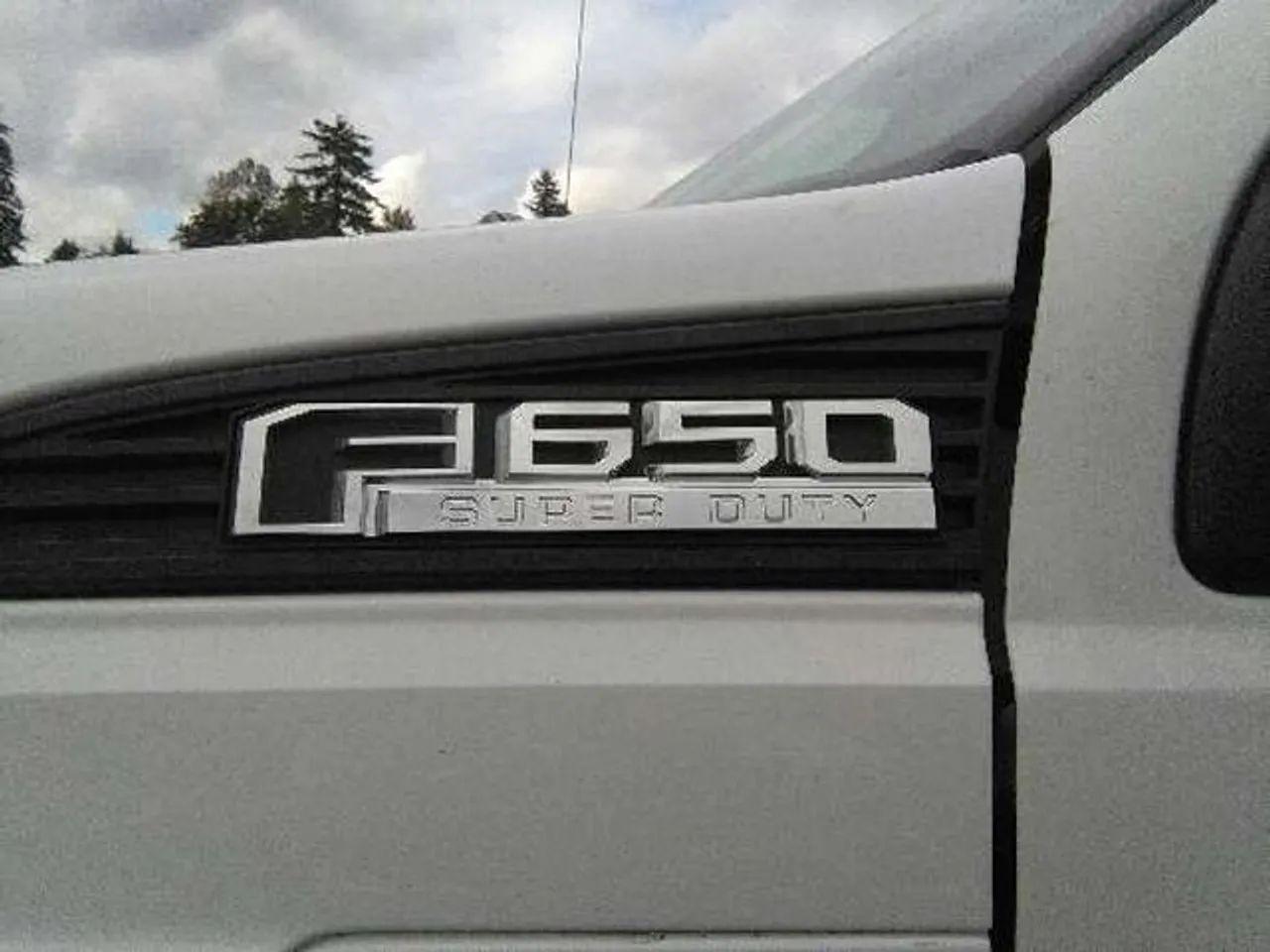 2021 Ford F-600 -3
