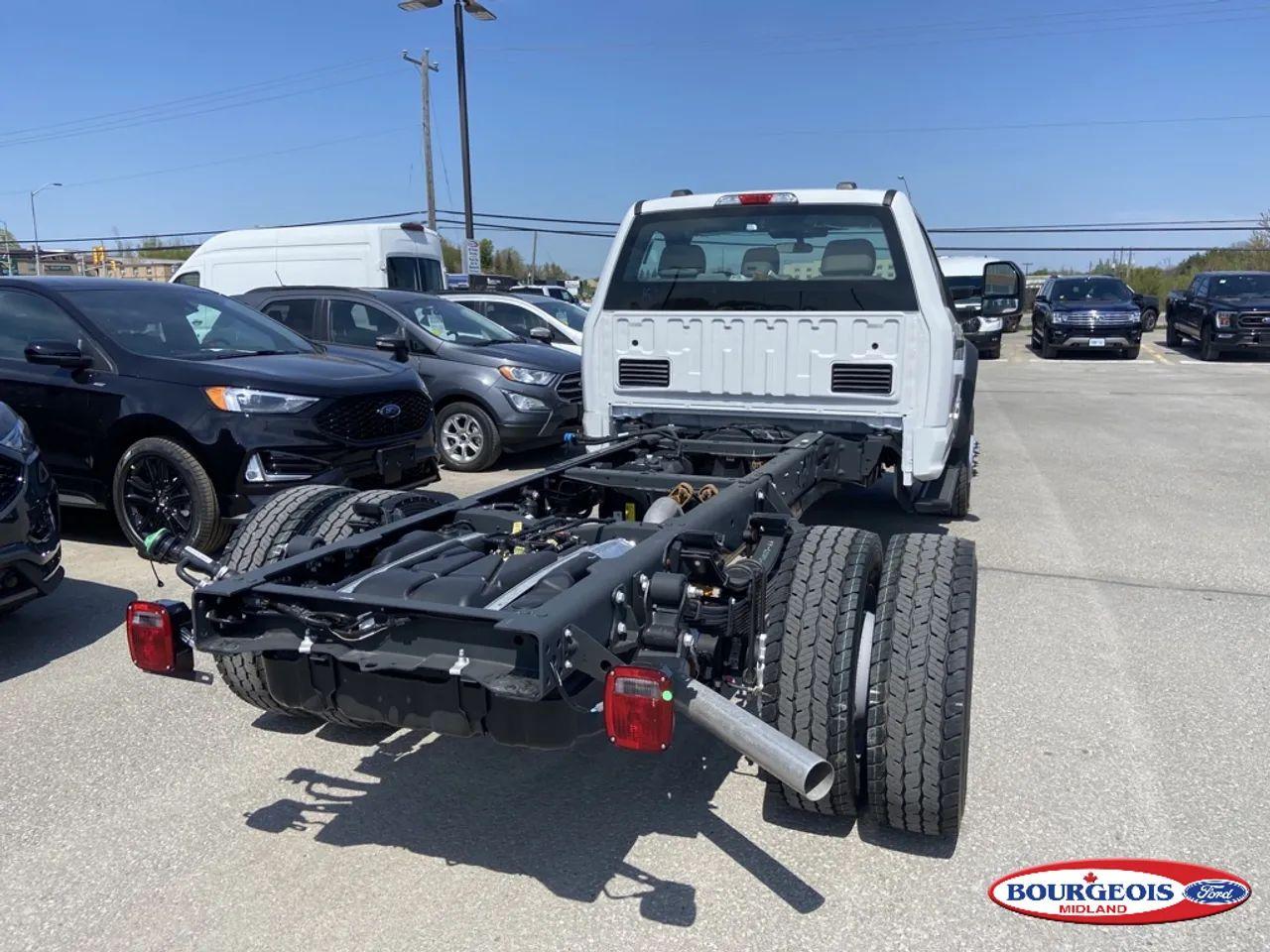 2021 Ford F-600 -2