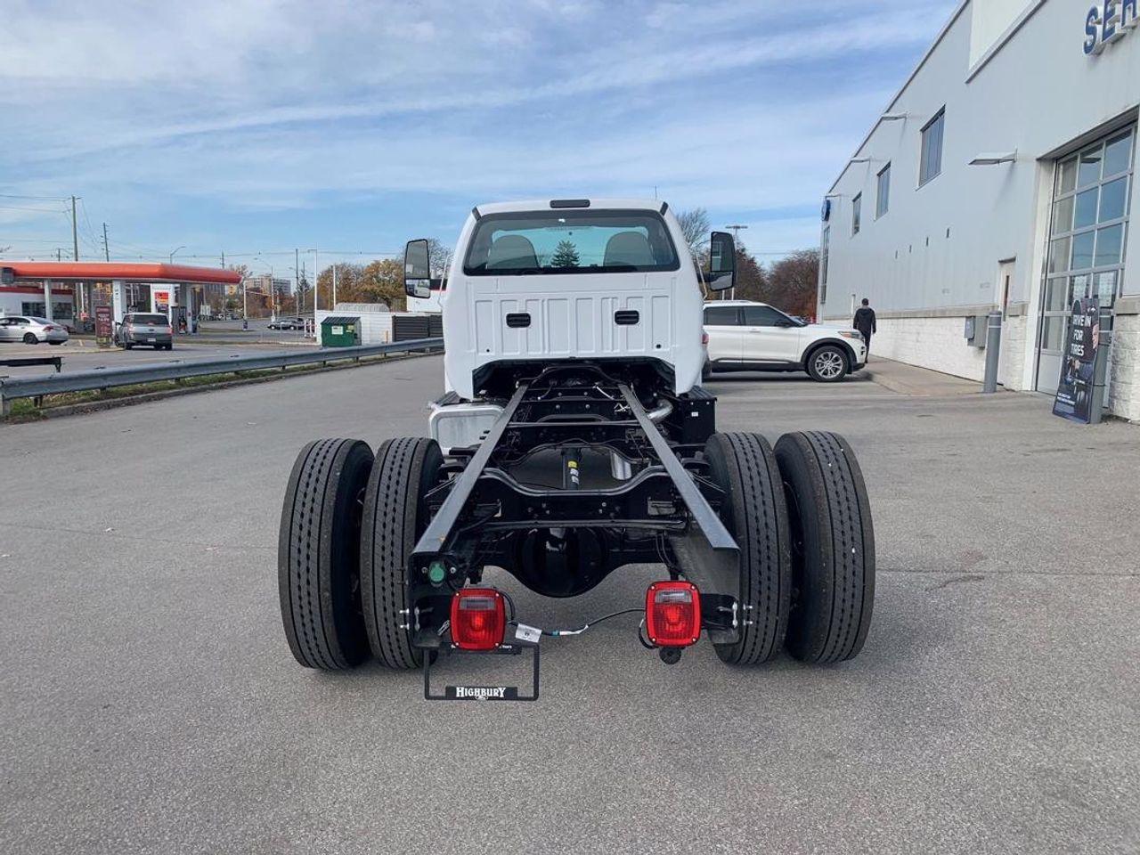2021 Ford F-750 SEL-4