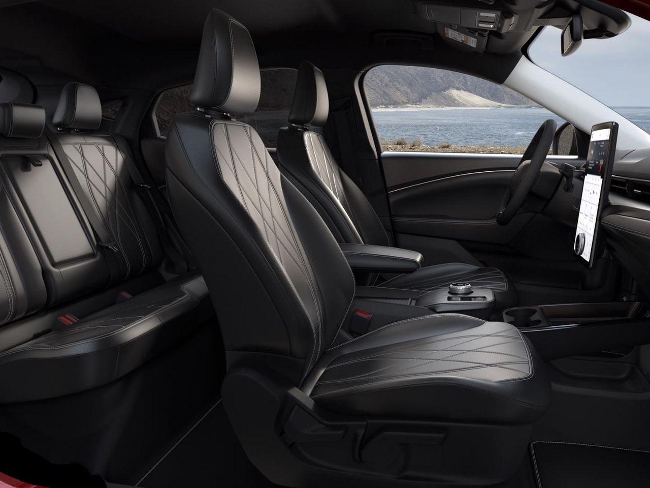 2021 Ford Mustang Mach-E SEL-4