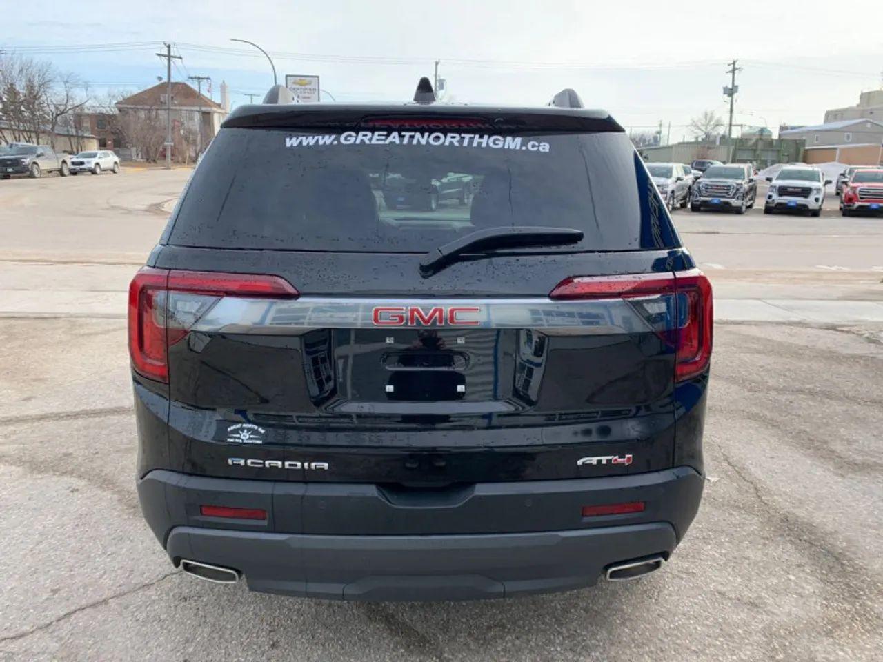 2021 GMC Acadia AT4-4