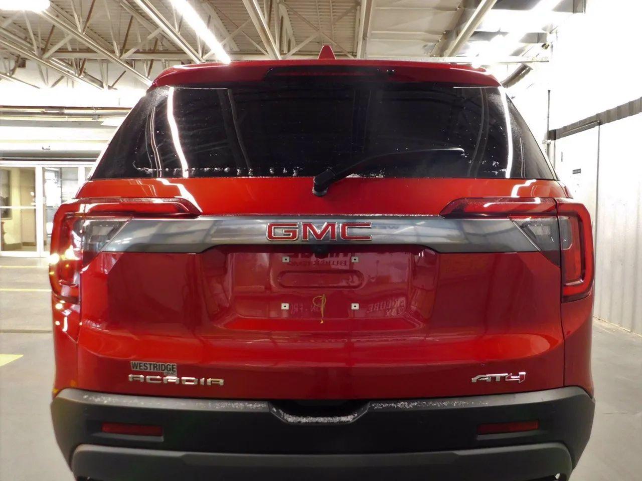 2021 GMC Acadia AT4-4