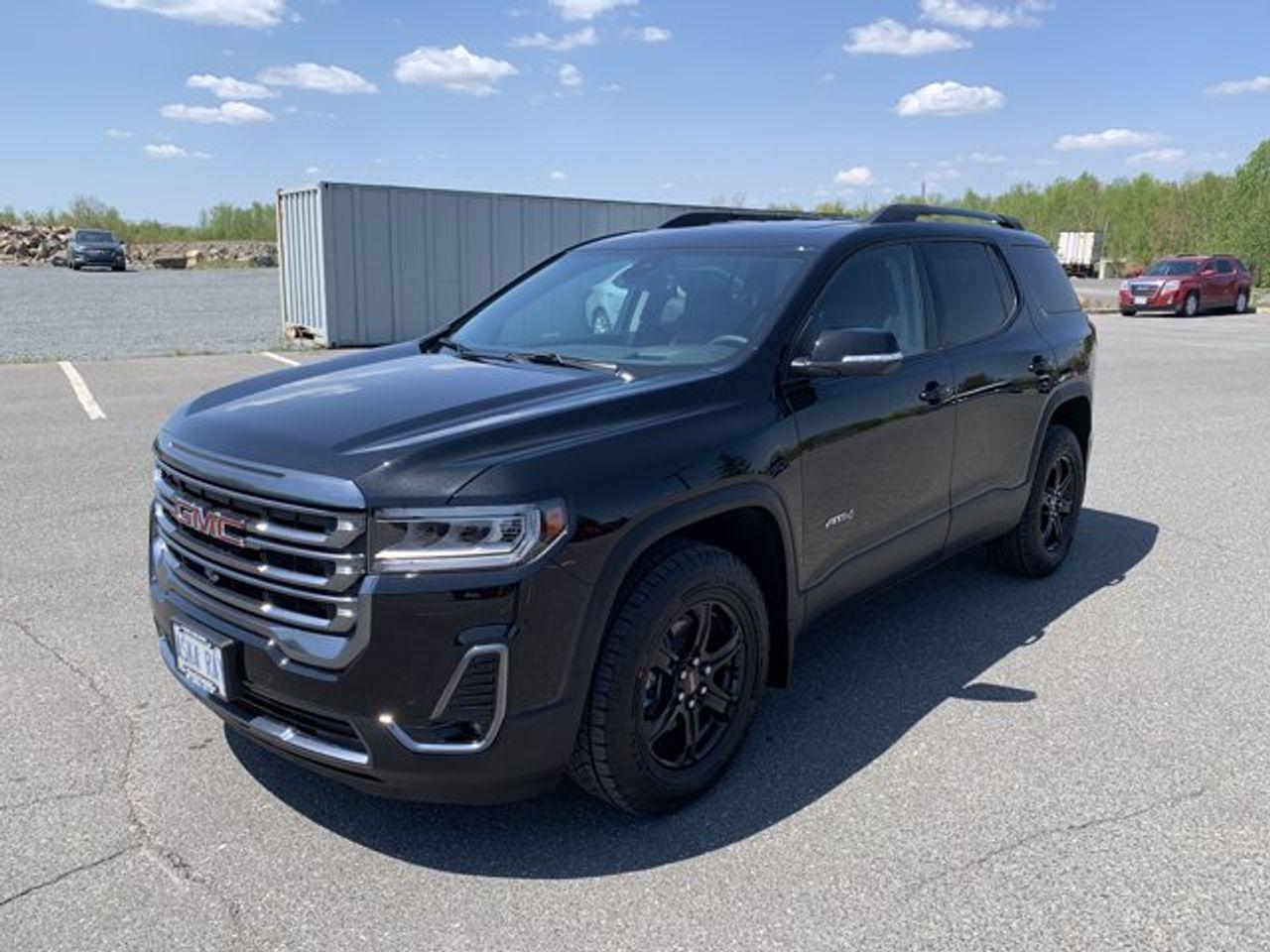 2021 GMC Acadia AT4-2