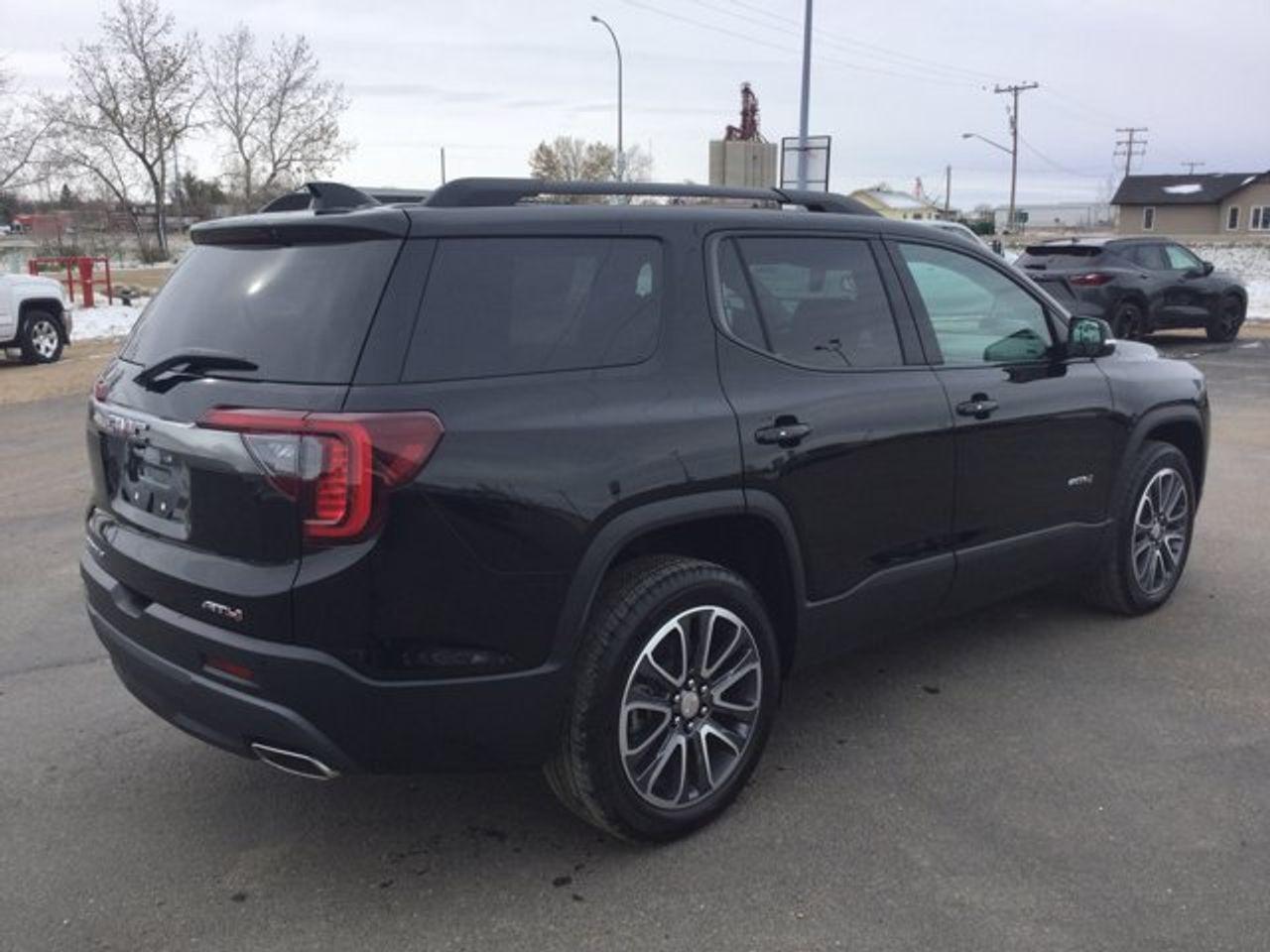 2021 GMC Acadia AT4-4