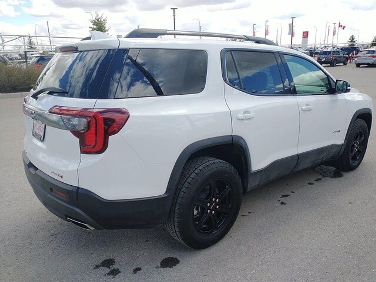 2021 GMC Acadia AT4-3