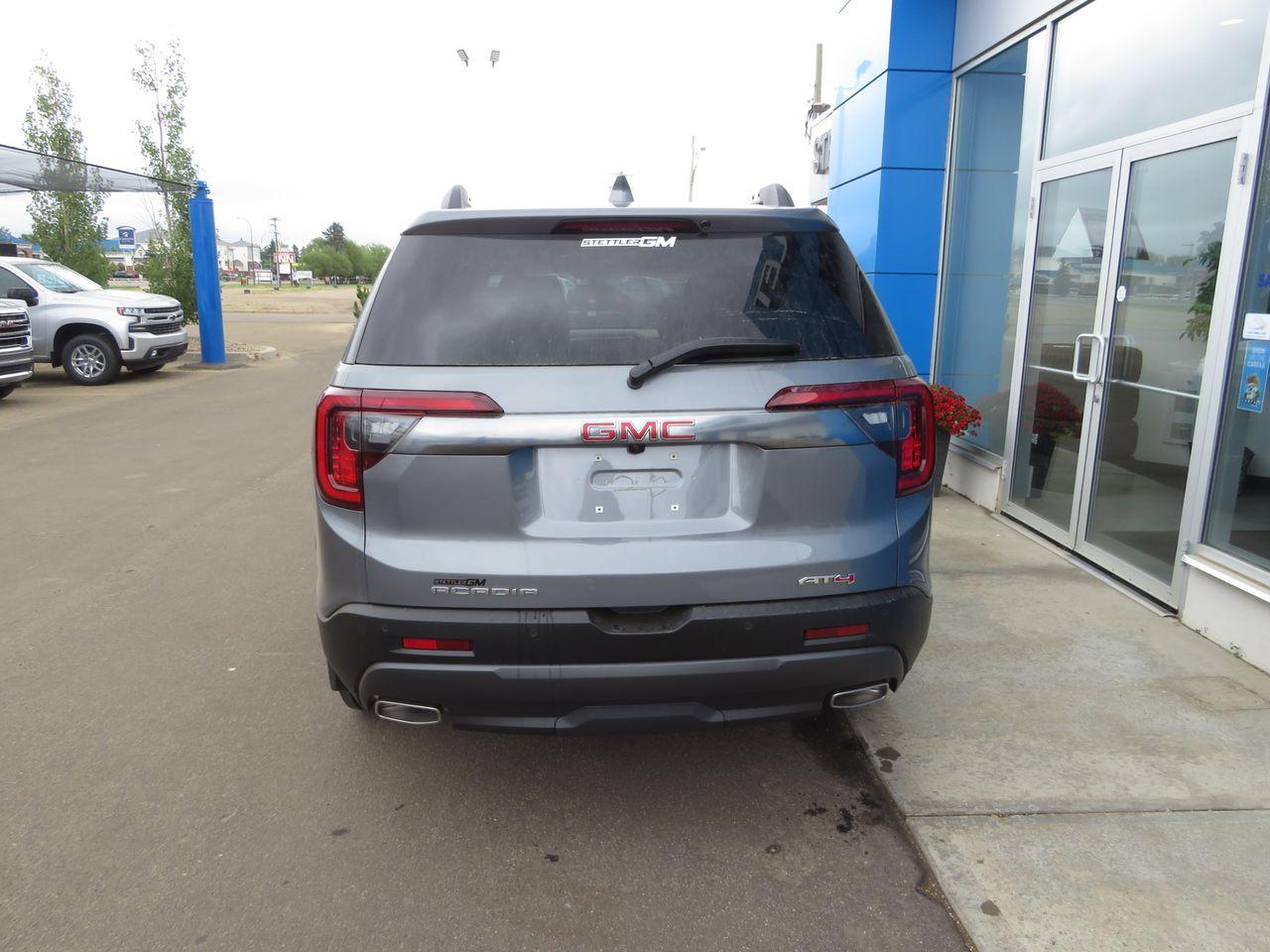 2021 GMC Acadia AT4-4
