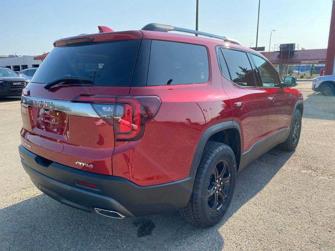 2021 GMC Acadia AT4-4