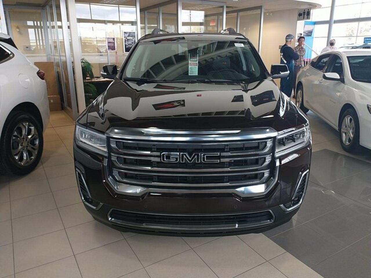2021 GMC Acadia AT4-3