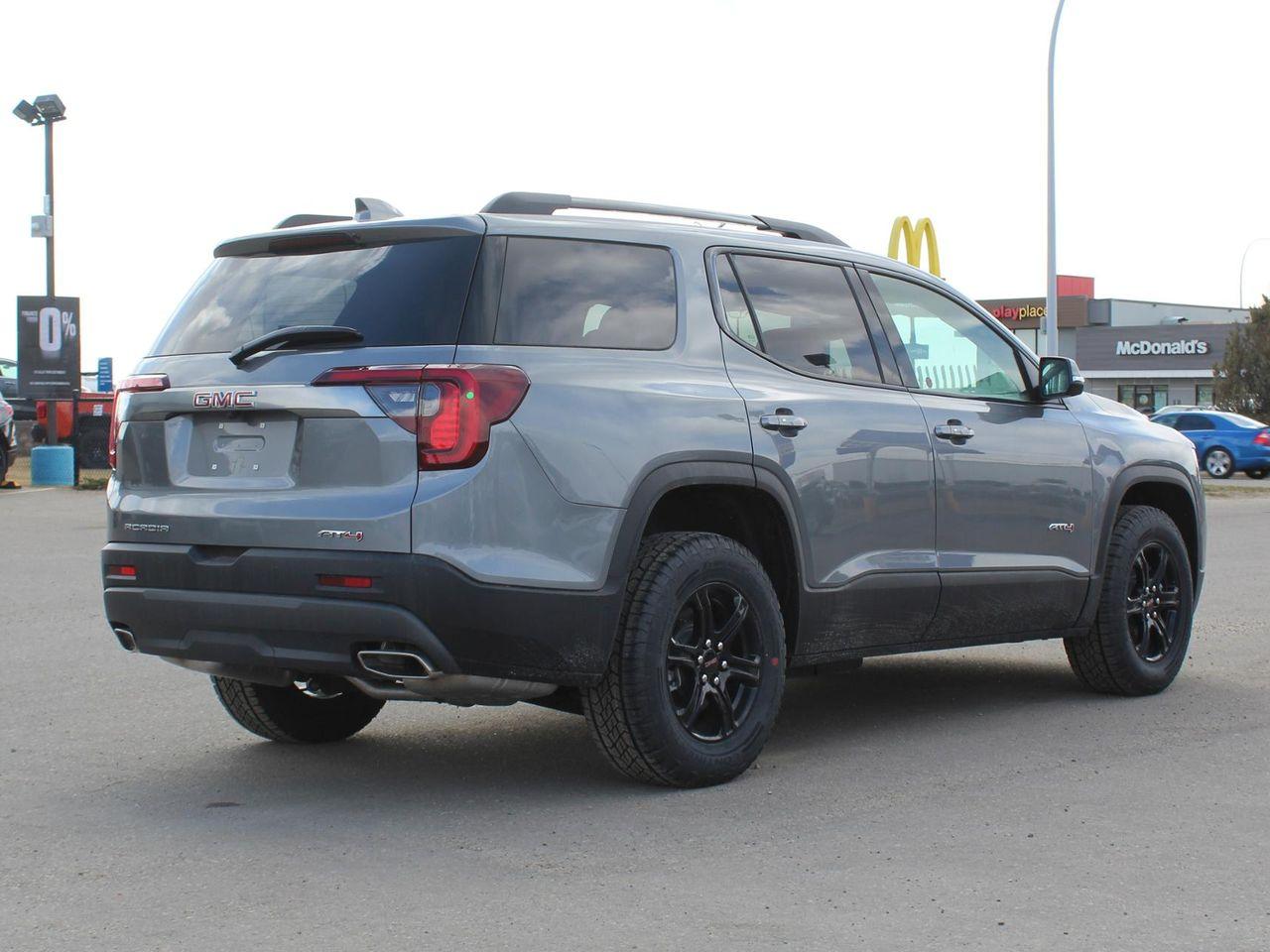 2021 GMC Acadia AT4-3