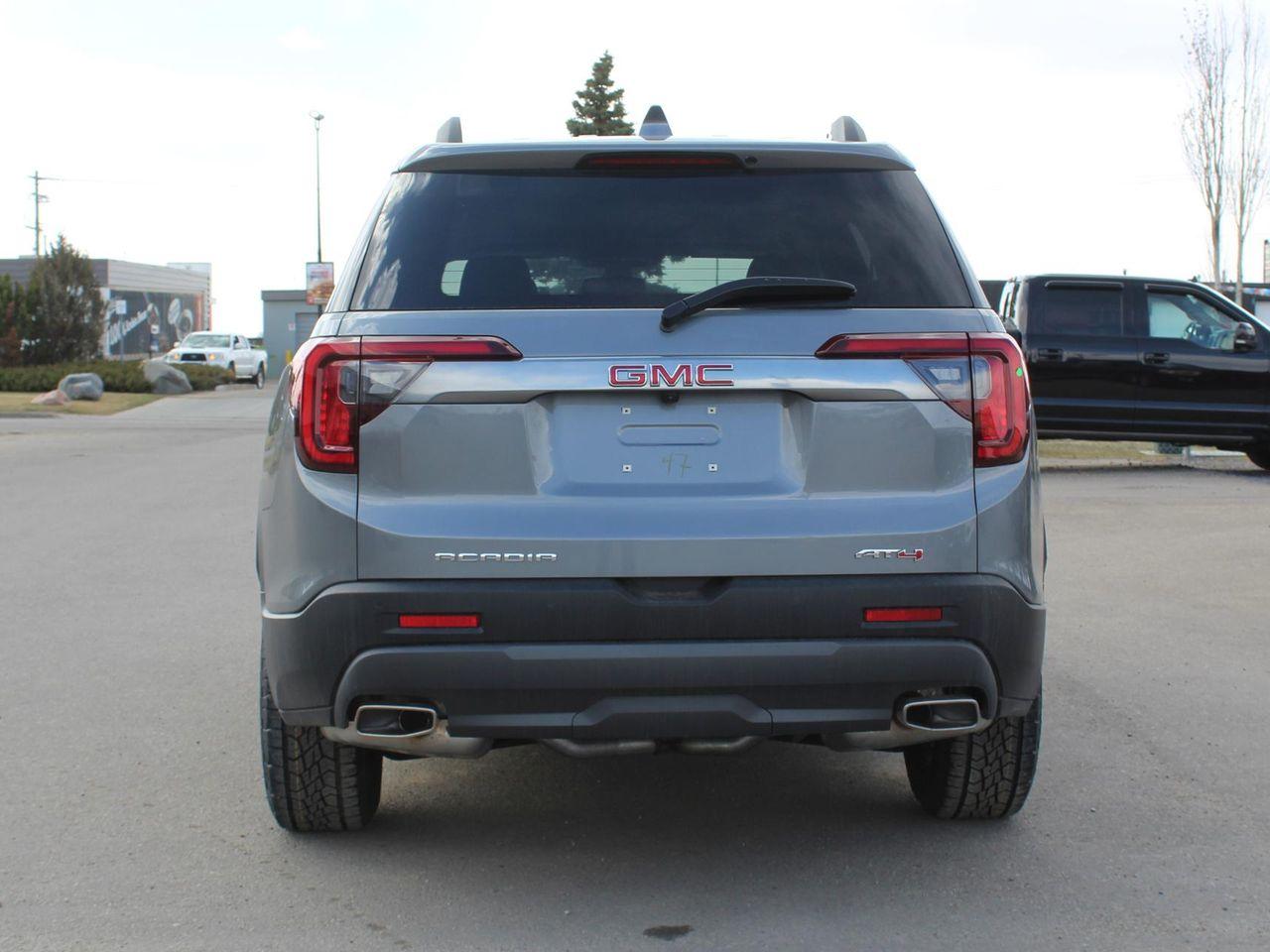2021 GMC Acadia AT4-4