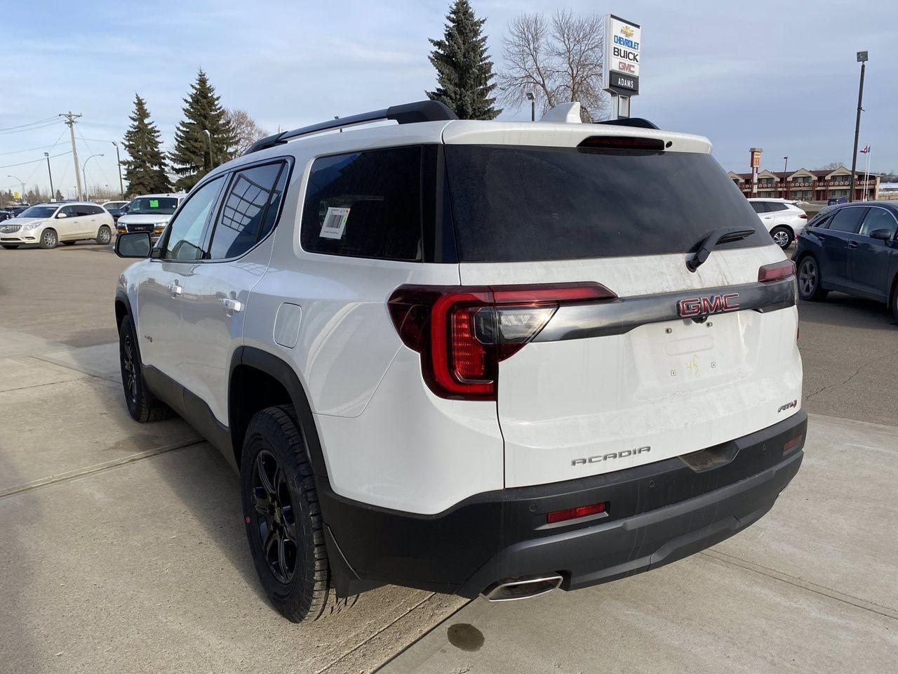 2021 GMC Acadia AT4-4