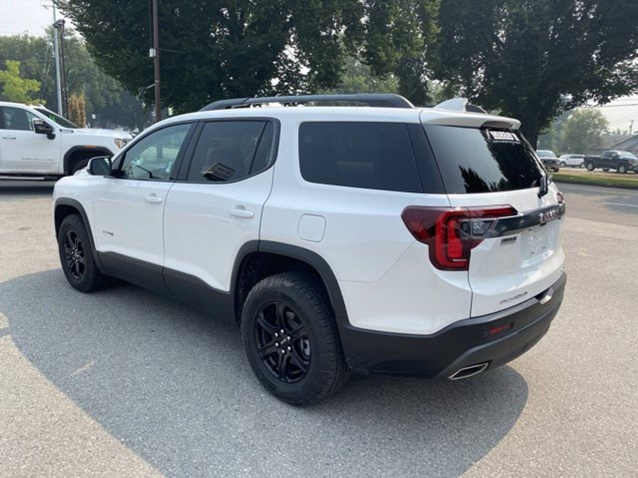 2021 GMC Acadia AT4-4