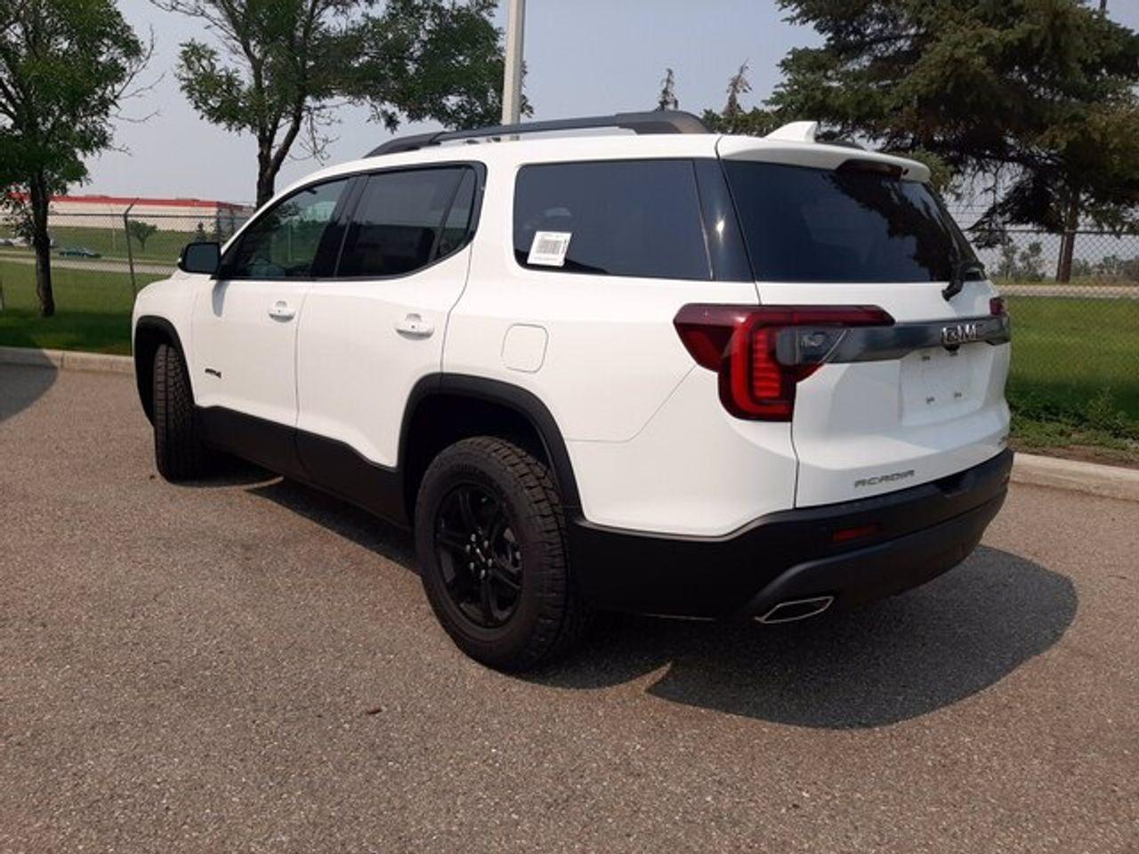 2021 GMC Acadia AT4-1