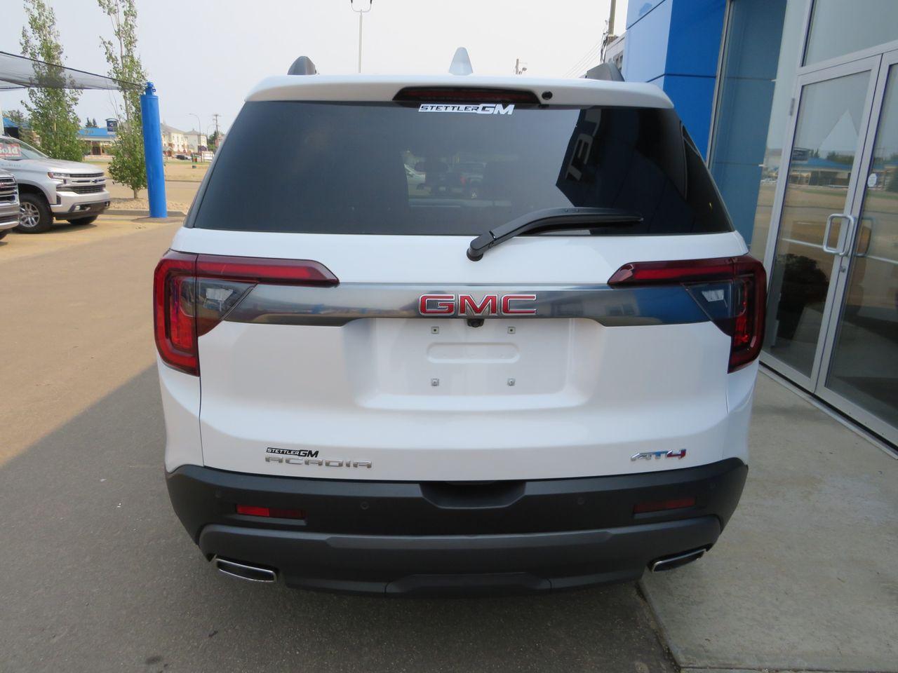 2021 GMC Acadia AT4-4