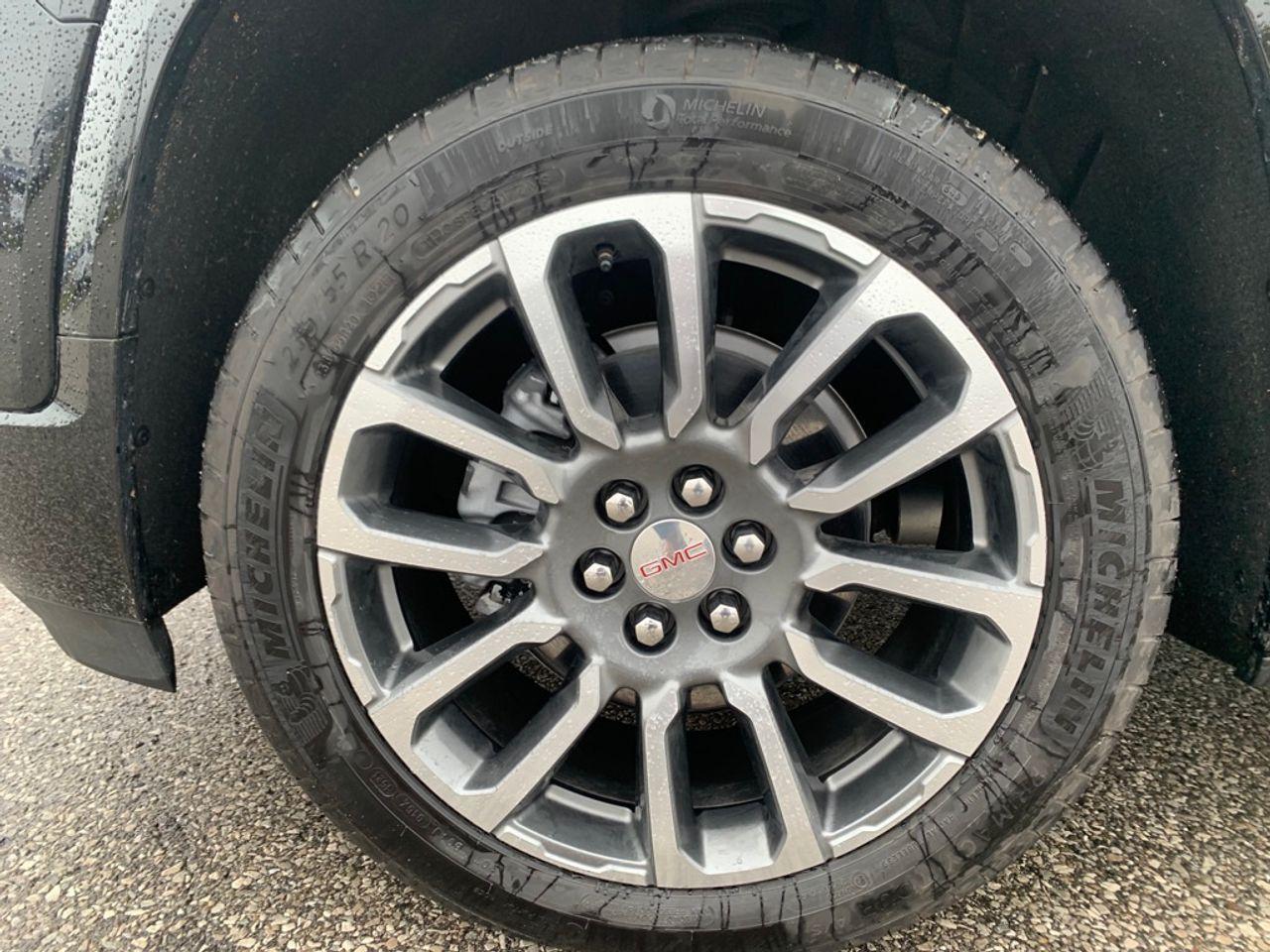 2021 GMC Acadia Denali-2