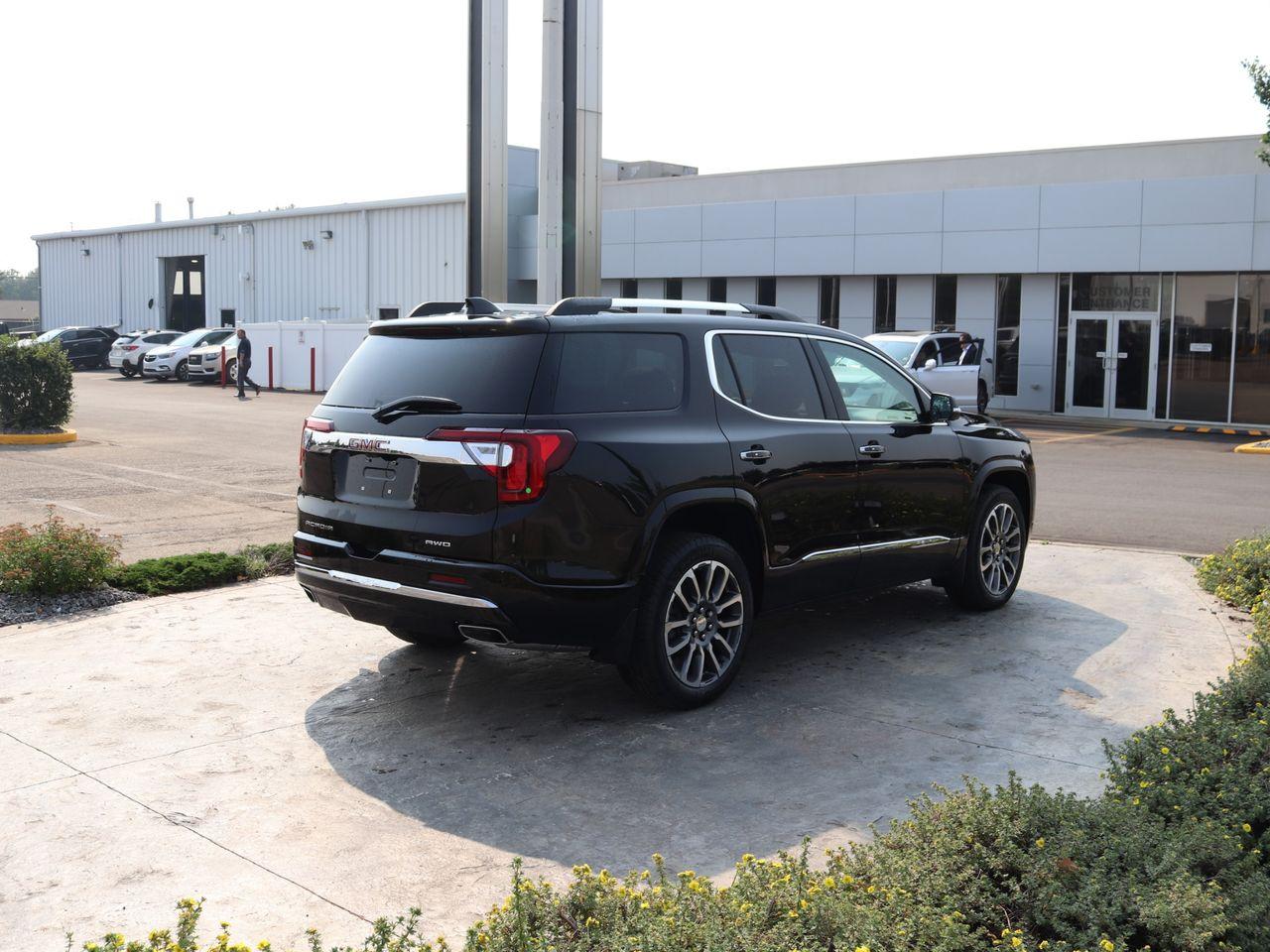 2021 GMC Acadia Denali-3