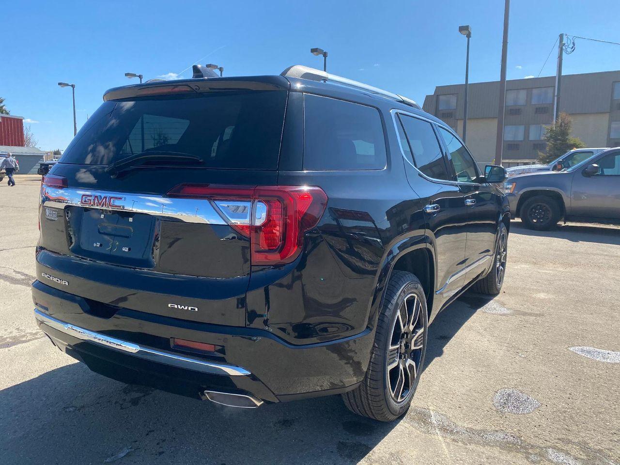2021 GMC Acadia Denali-4