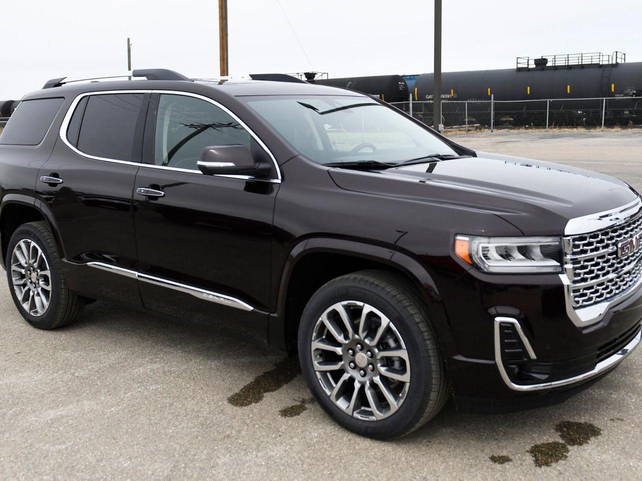 2021 GMC Acadia Denali-2