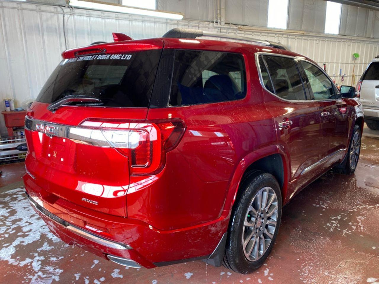 2021 GMC Acadia Denali-2