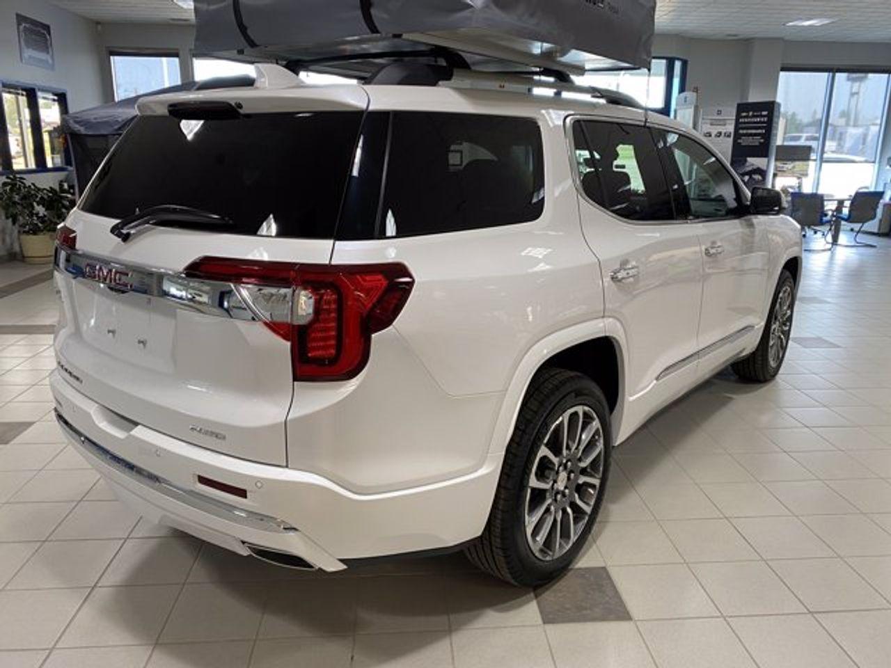 2021 GMC Acadia Denali-2
