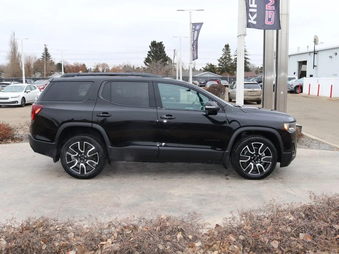 2021 GMC Acadia SLE1-2