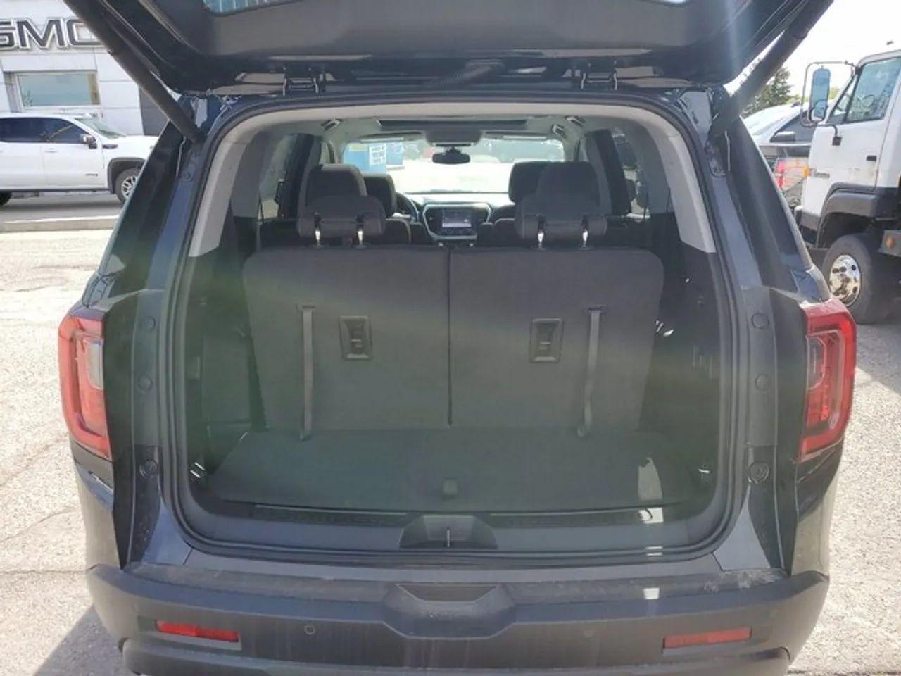 2021 GMC Acadia SLE1-3