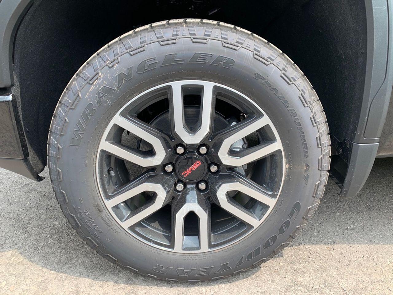 2021 GMC Sierra 1500 AT4-2