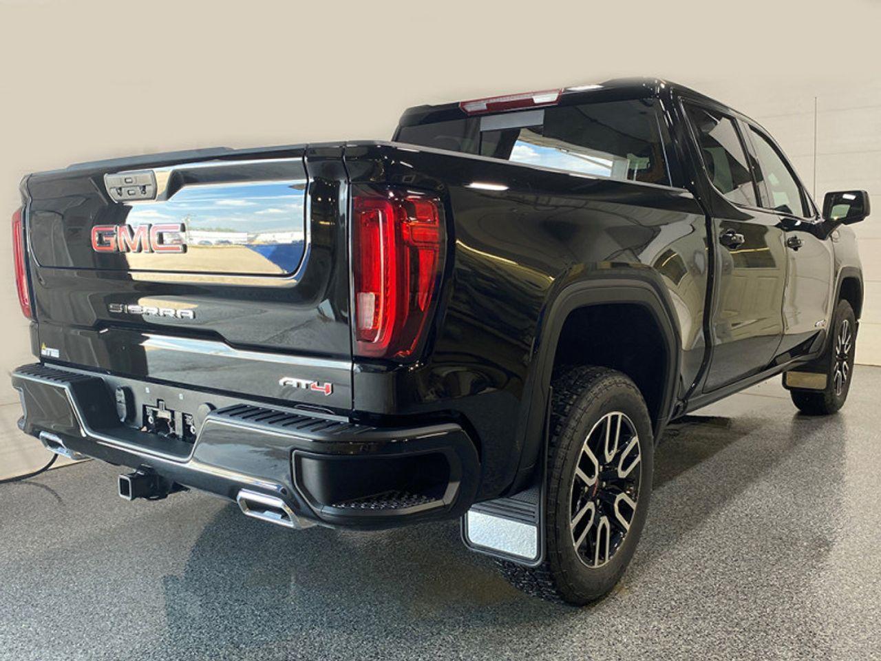 2021 GMC Sierra 1500 AT4-2