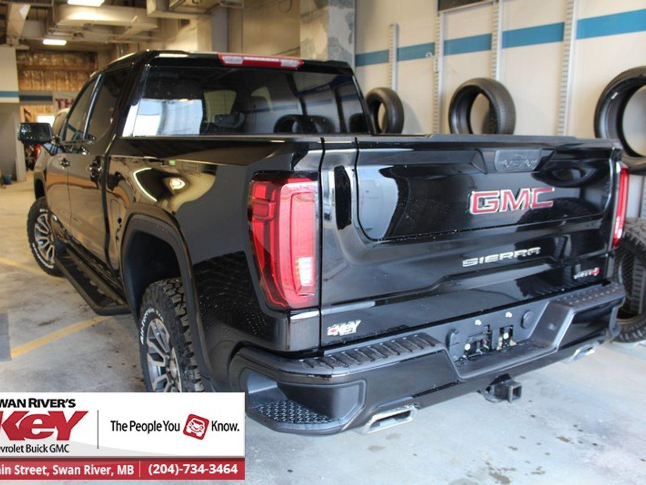 2021 GMC Sierra 1500 AT4-3