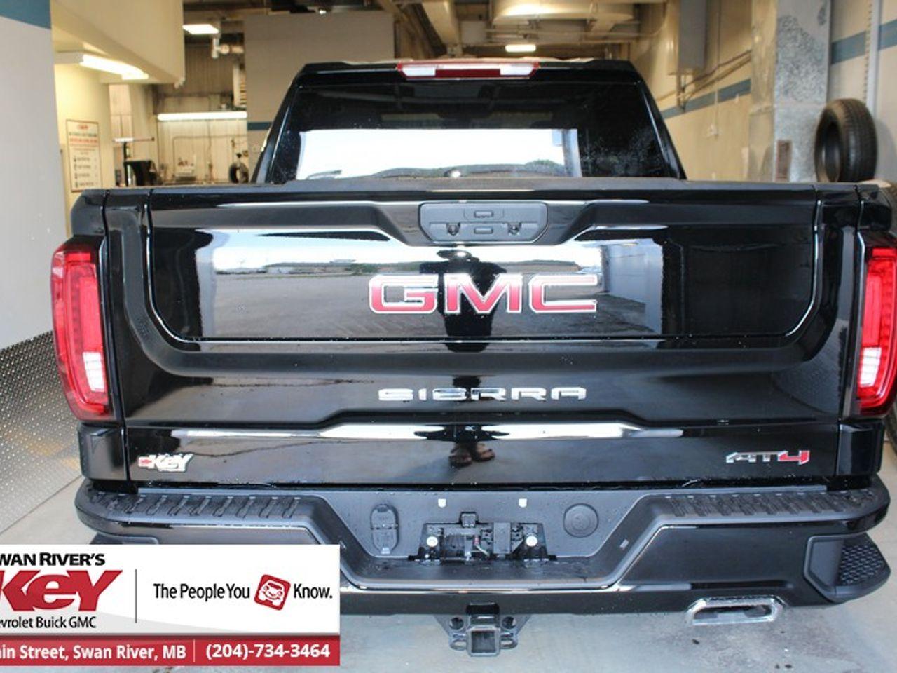2021 GMC Sierra 1500 AT4-4