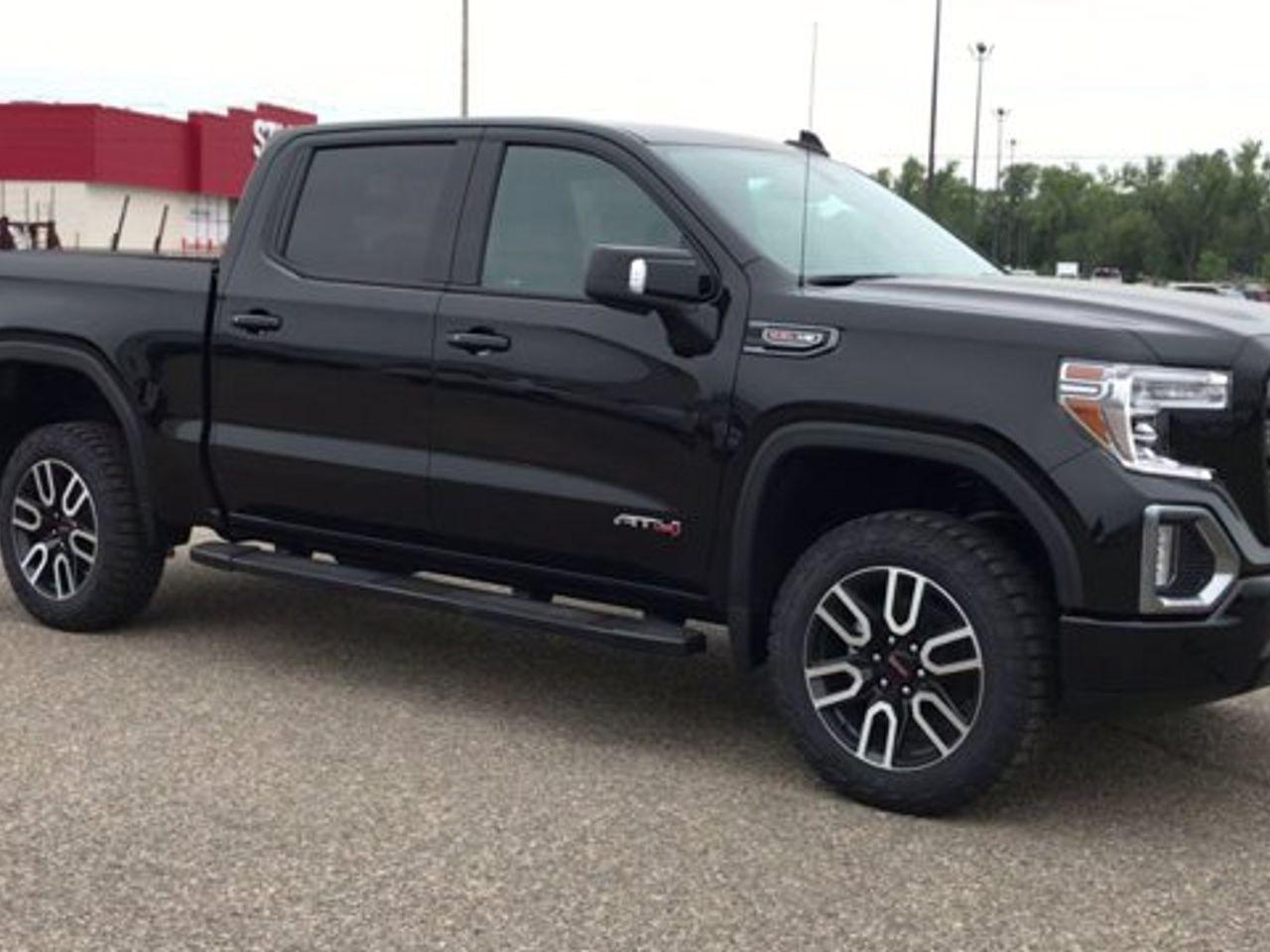 2021 GMC Sierra 1500 AT4-1