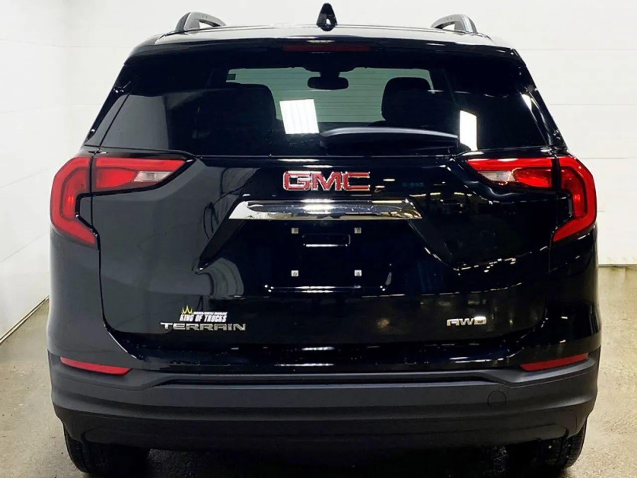 2021 GMC Terrain SLE-3
