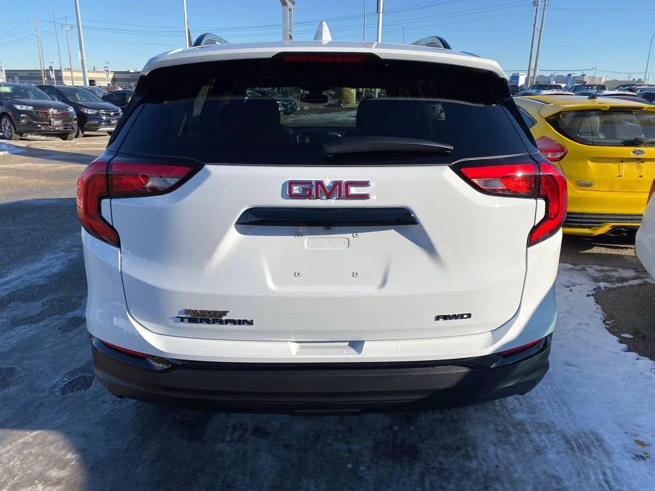 2021 GMC Terrain SLE-4