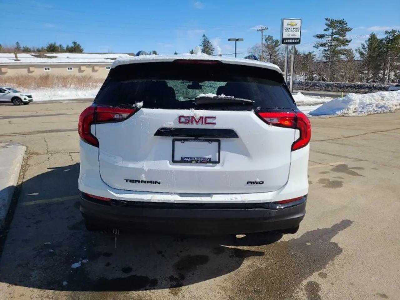 2021 GMC Terrain SLE-2