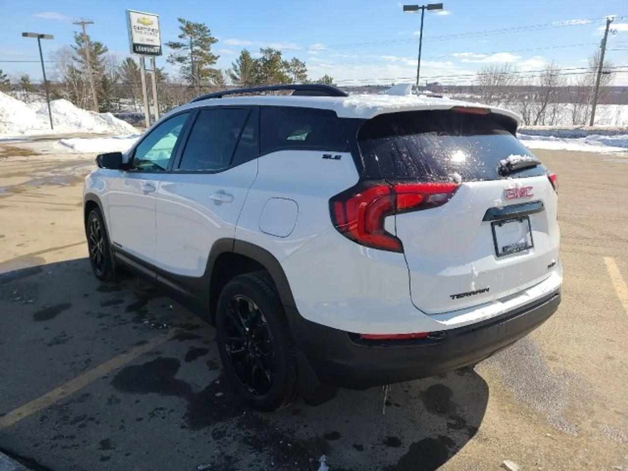 2021 GMC Terrain SLE-3