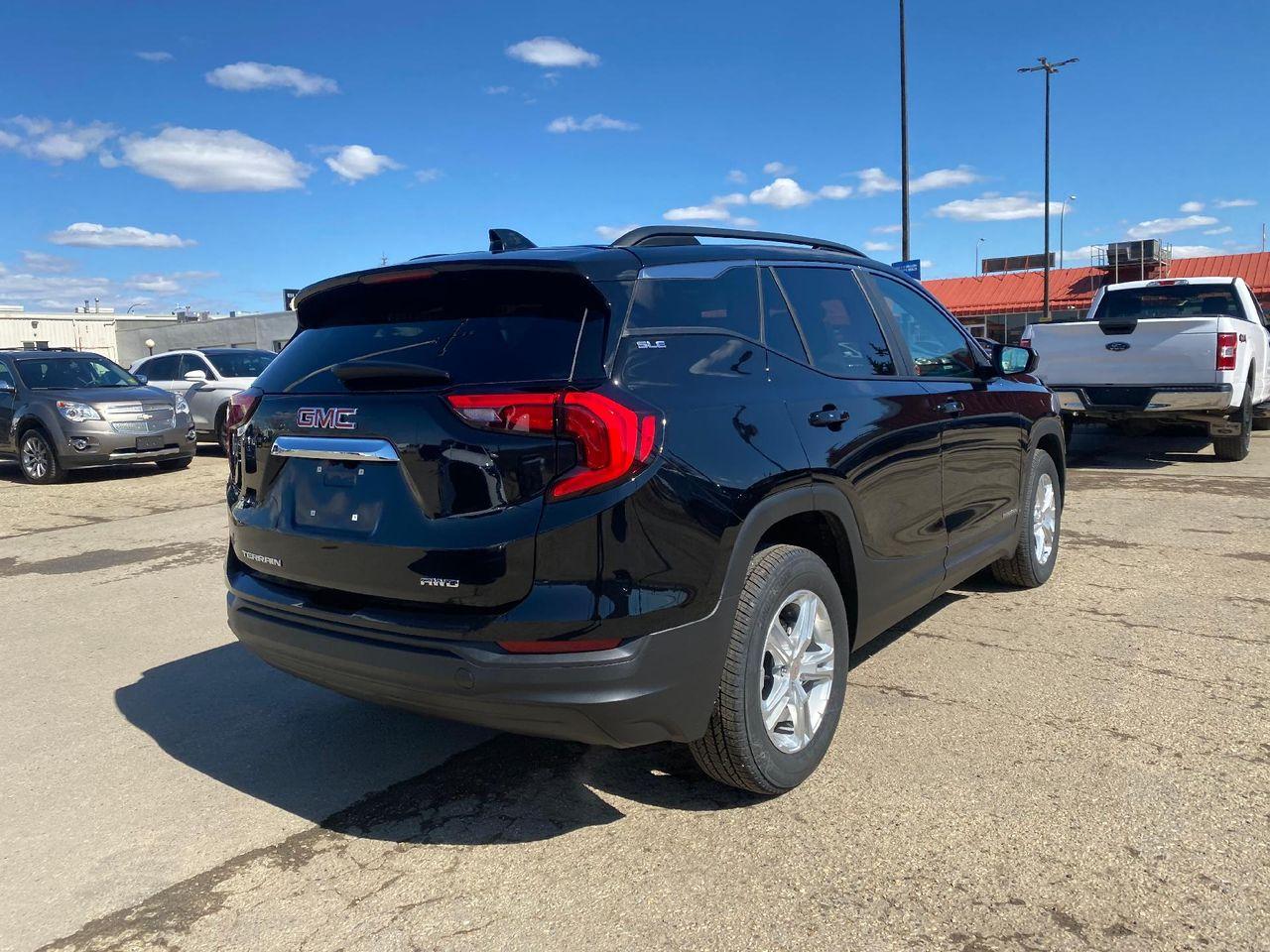 2021 GMC Terrain SLE-4
