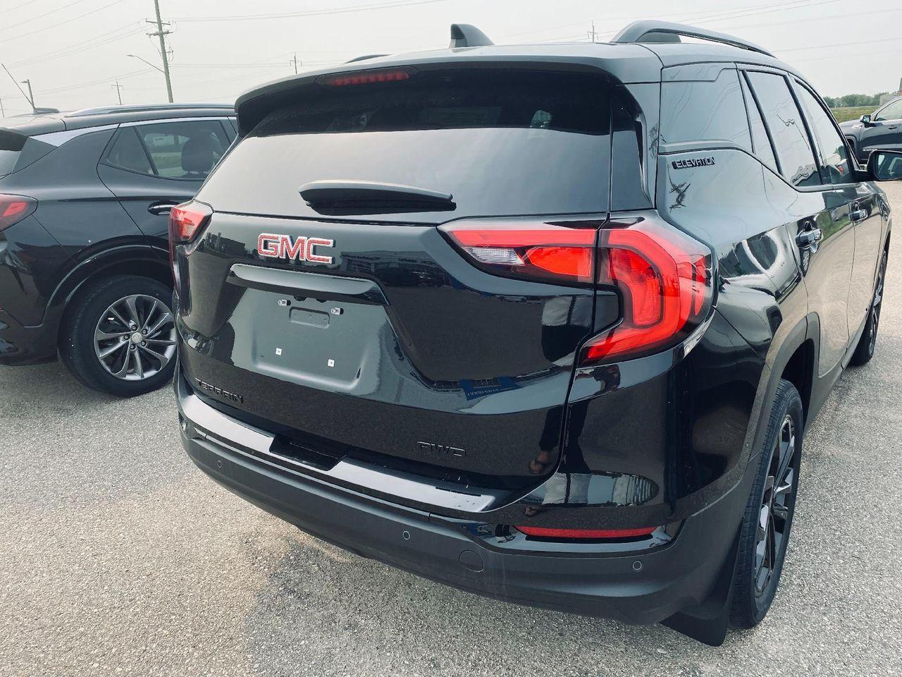 2021 GMC Terrain SLE-3