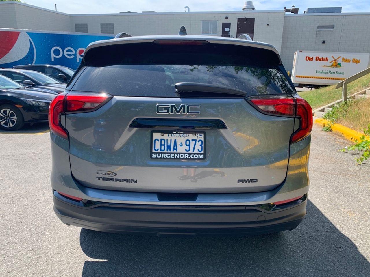 2021 GMC Terrain SLE-4