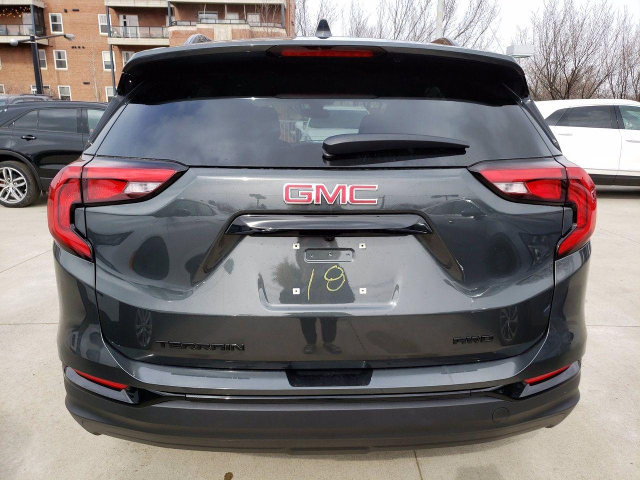 2021 GMC Terrain SLE-4