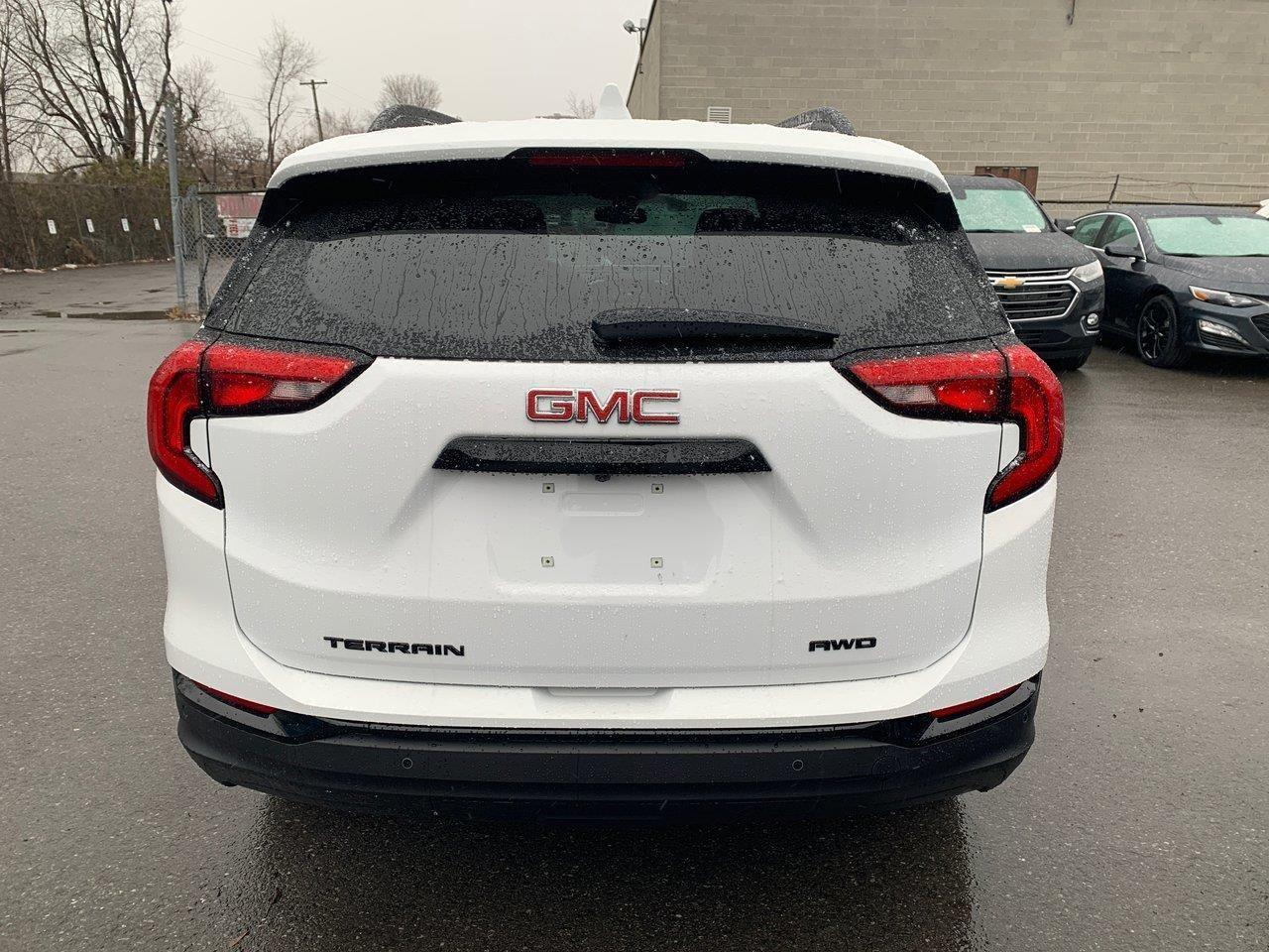 2021 GMC Terrain SLE-3