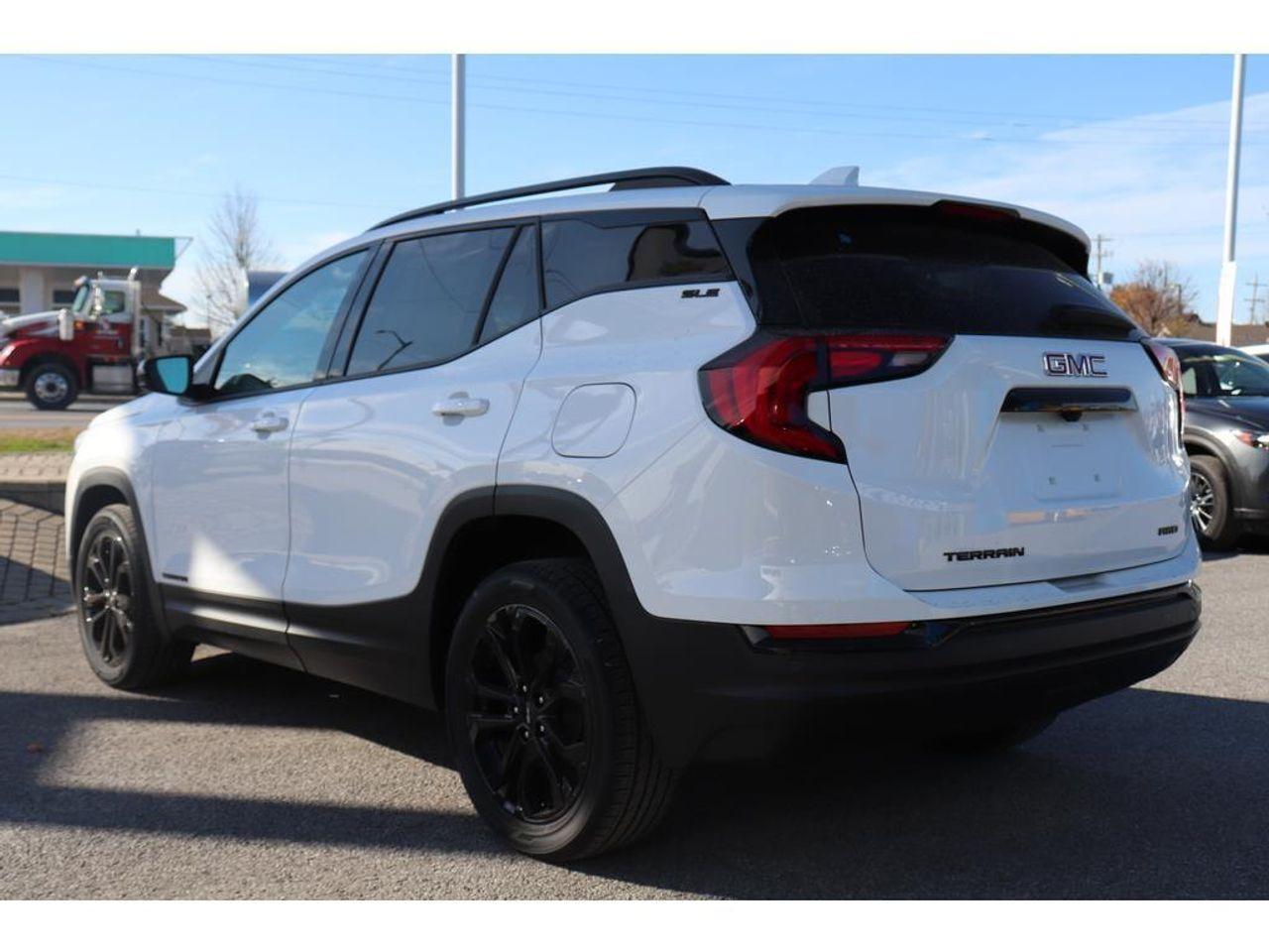 2021 GMC Terrain SLE-4