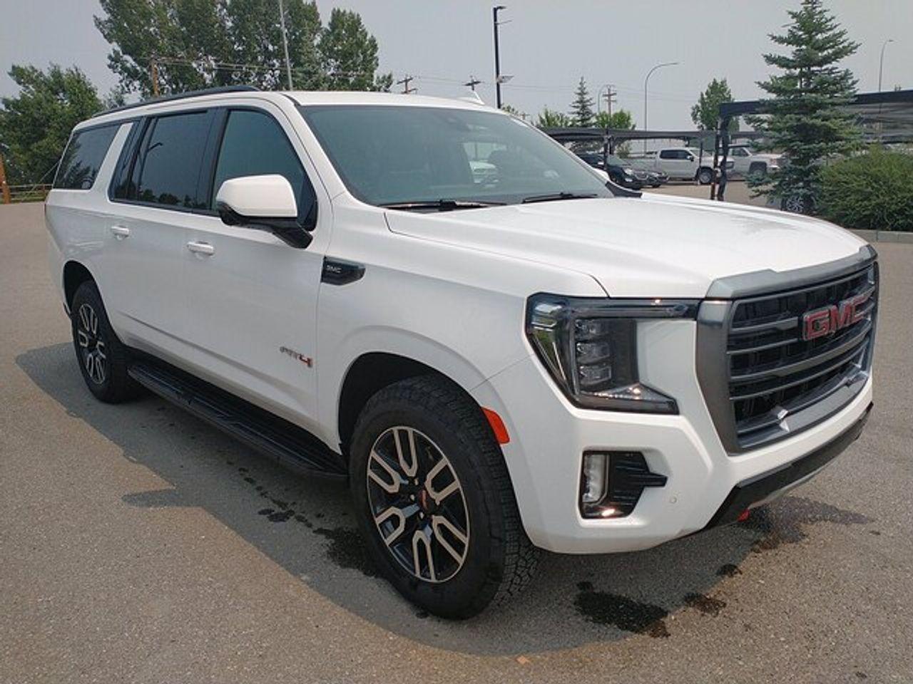 2021 GMC Yukon XL AT4-3