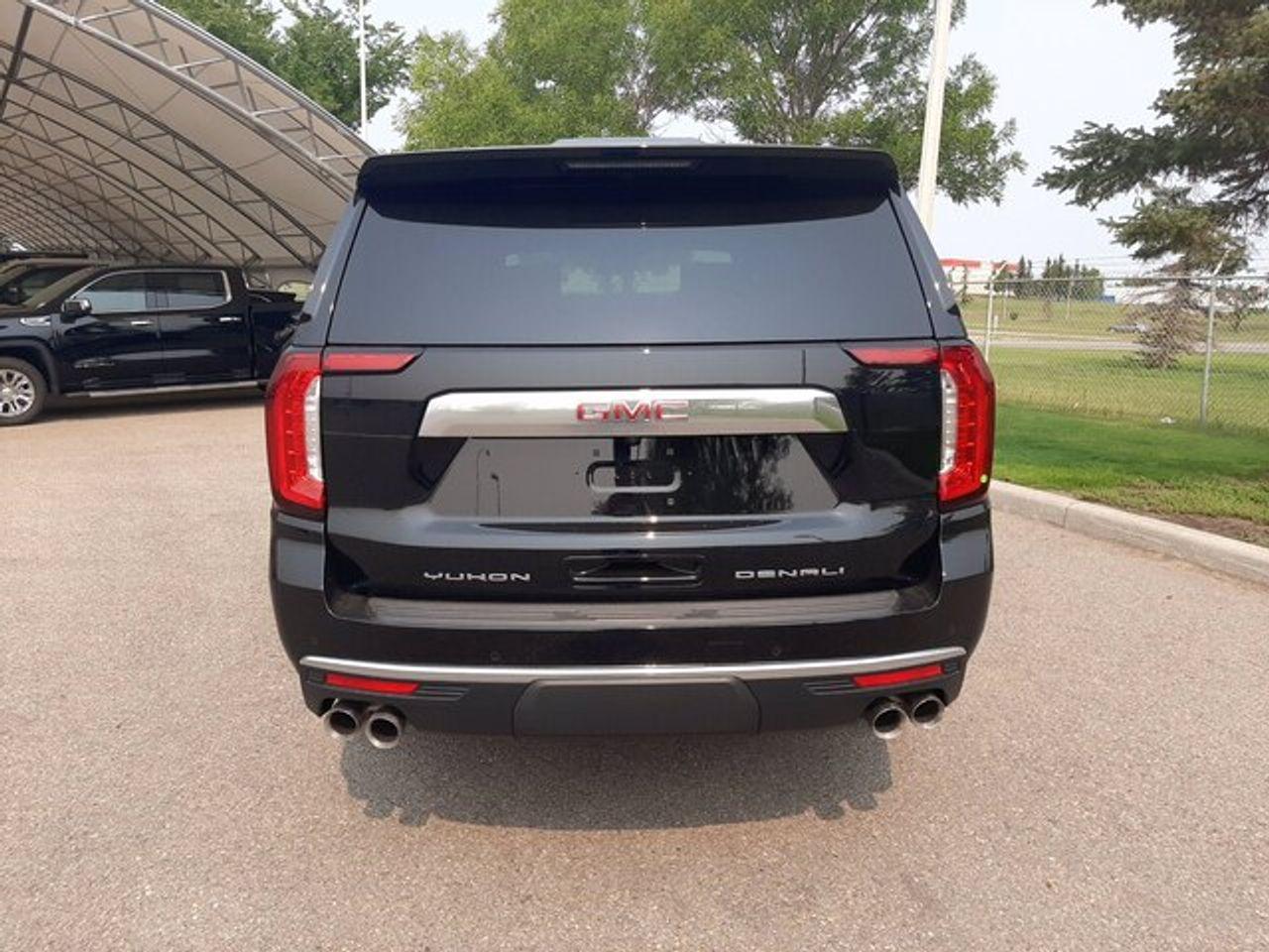 2021 GMC Yukon XL Denali-2